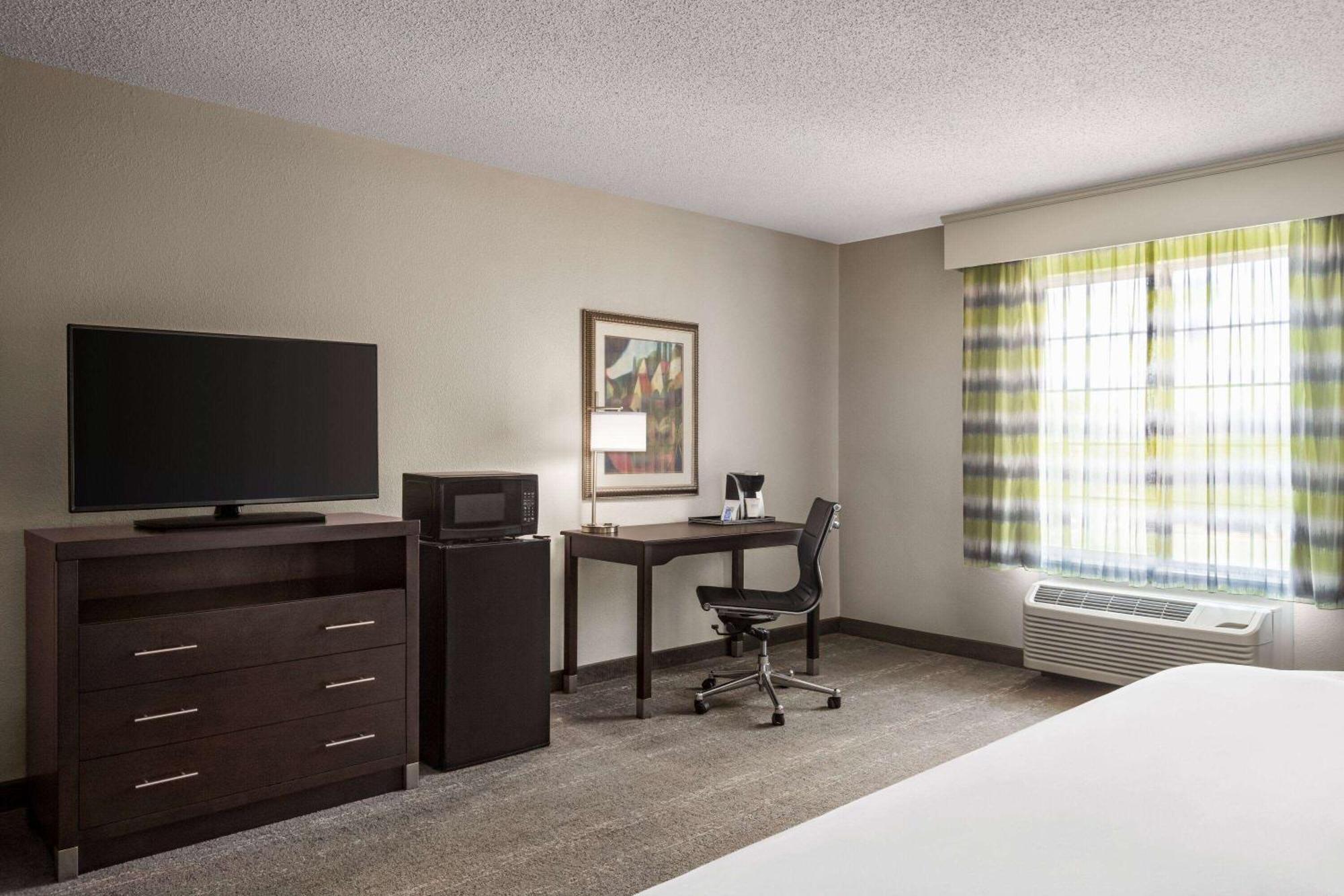 Wingate By Wyndham Savannah I-95 North Port Wentworth Buitenkant foto