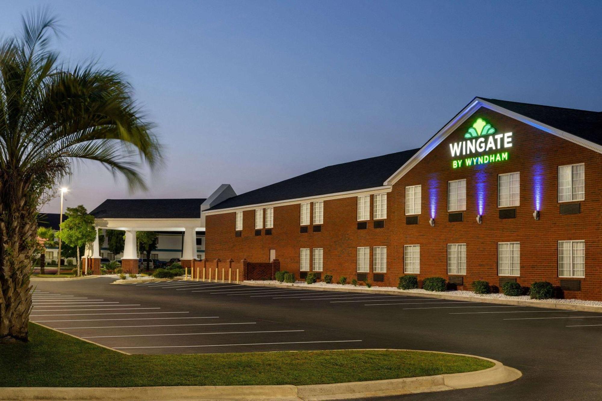 Wingate By Wyndham Savannah I-95 North Port Wentworth Buitenkant foto