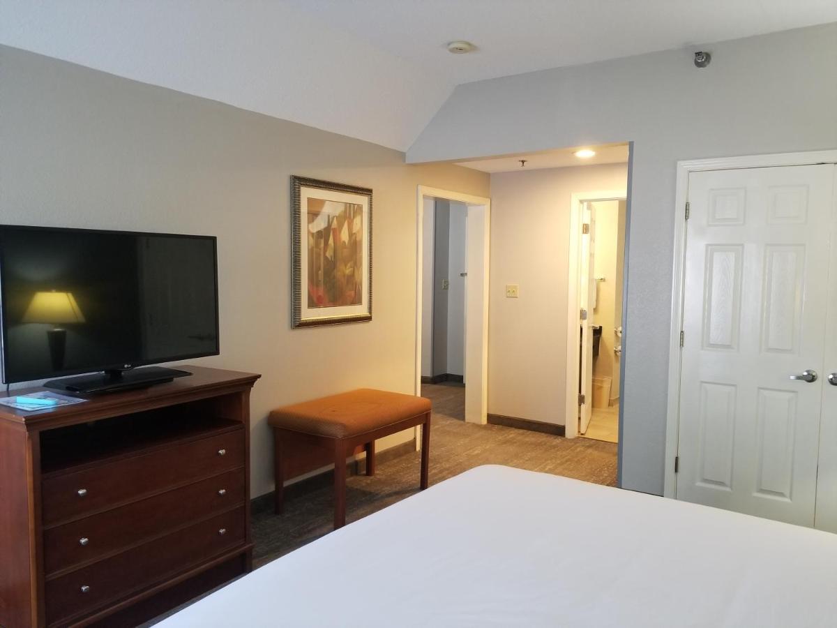 Wingate By Wyndham Savannah I-95 North Port Wentworth Buitenkant foto