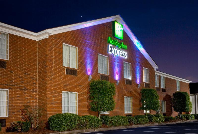 Wingate By Wyndham Savannah I-95 North Port Wentworth Buitenkant foto